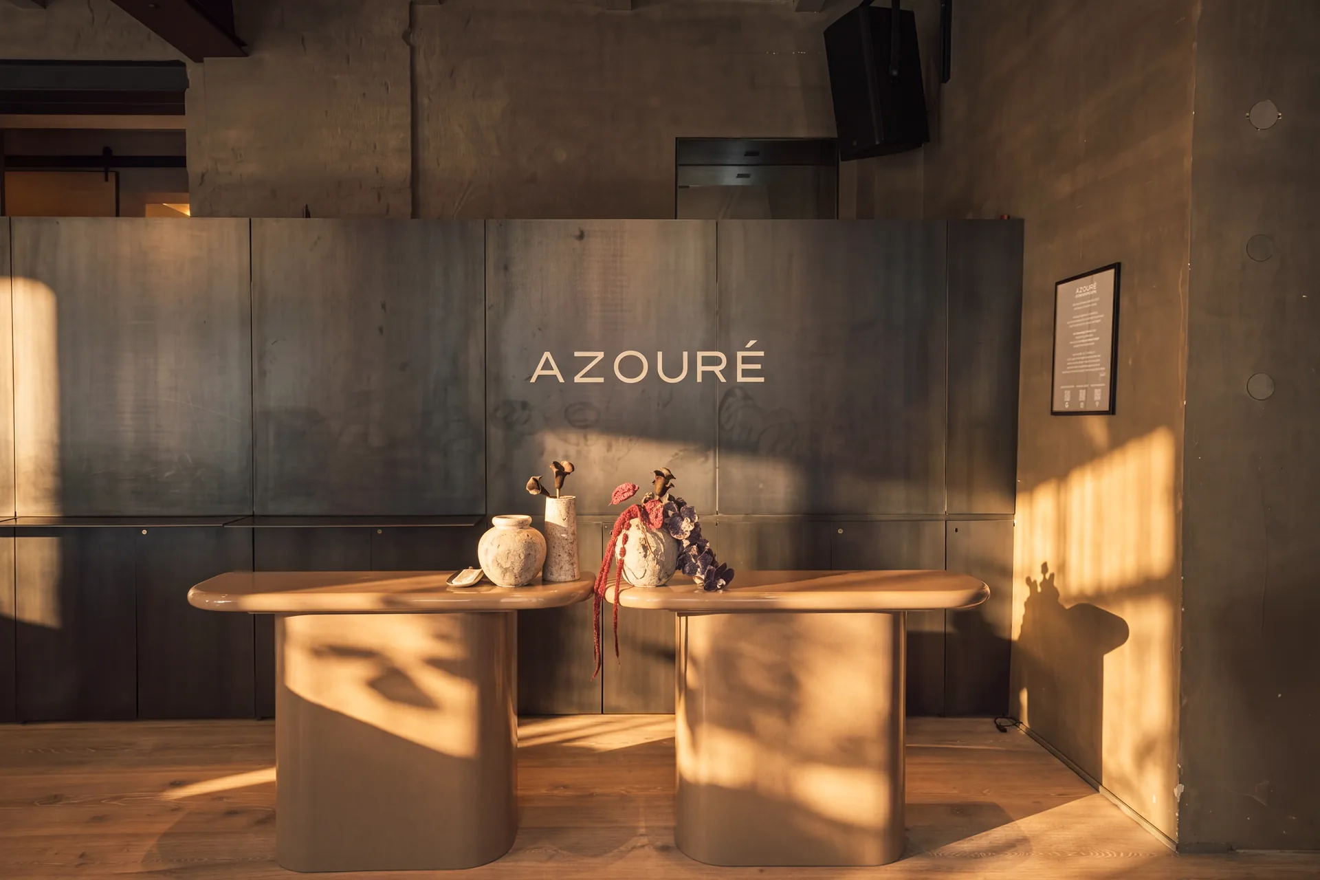 AZOURÉ Showroom Interior